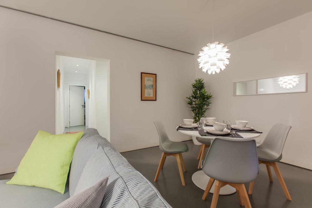 Renovated Apart With Private Courtyard, By Timecooler Lisbon Bagian luar foto