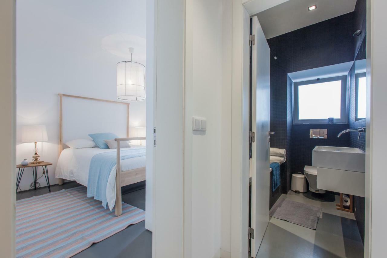 Renovated Apart With Private Courtyard, By Timecooler Lisbon Bagian luar foto